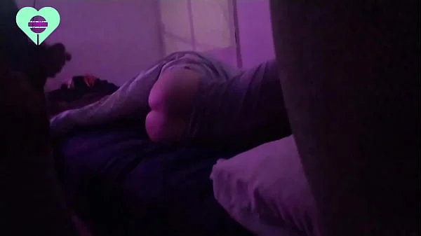 Mi hermanastra y yo follando a escondidas después de la fiesta