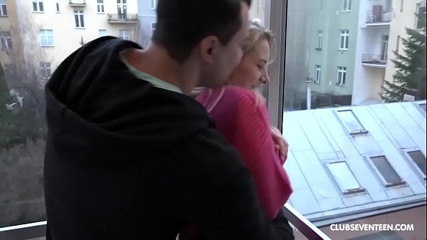 Please let me in, I just wanna fuck!