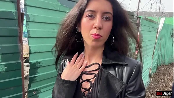 Cum on a girl's face so she could walk through the park covered in sperm and shock people - Cumwalk